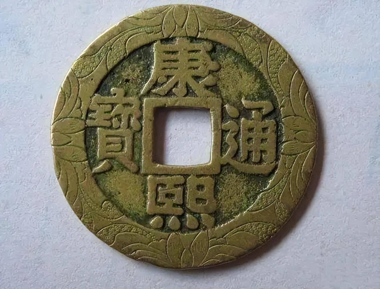 入手裸币<strong></p>
<p>币交所</strong>,还是评级币?