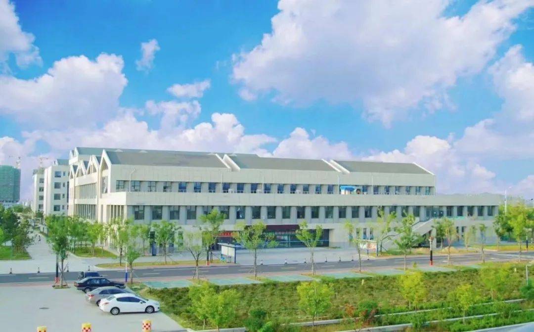 “交”美<strong></p>
<p>币交所</strong>！滤镜后的交院