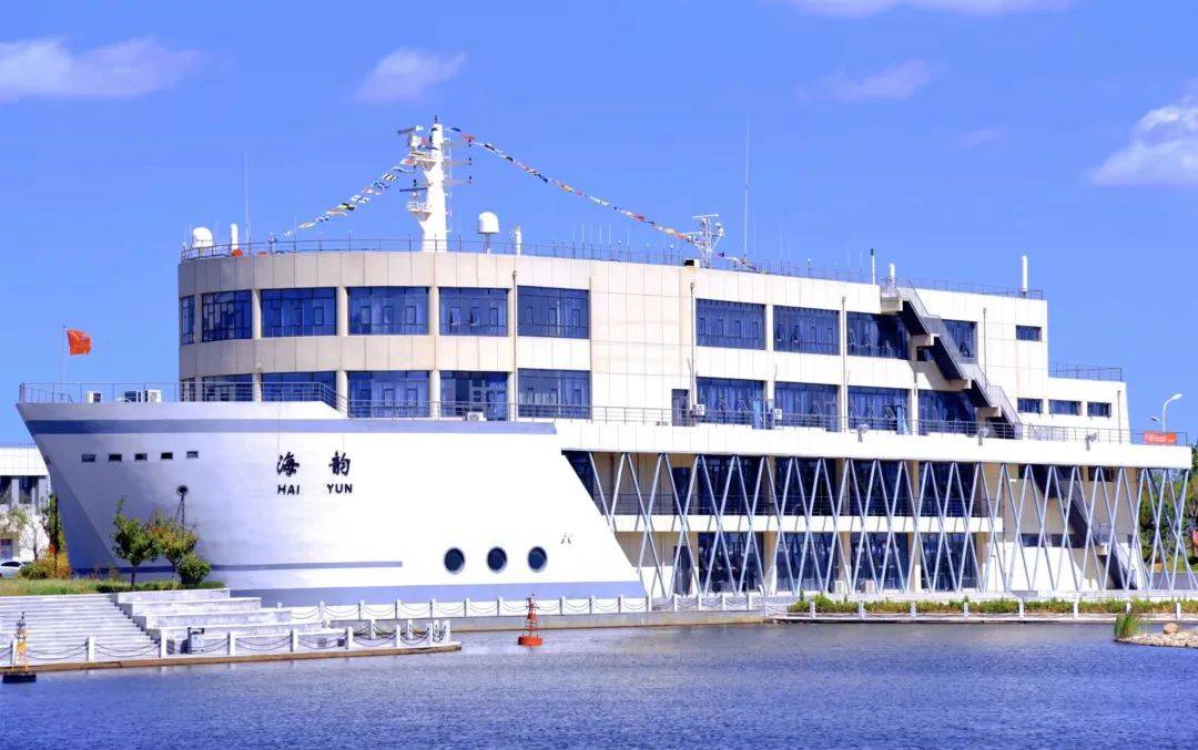 “交”美<strong></p>
<p>币交所</strong>！滤镜后的交院