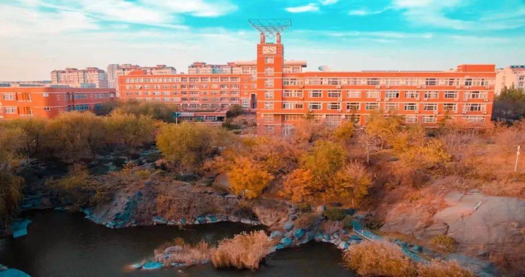 “交”美<strong></p>
<p>币交所</strong>！滤镜后的交院