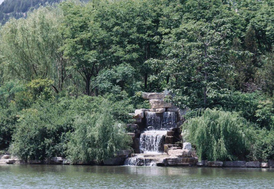 “交”美<strong></p>
<p>币交所</strong>！滤镜后的交院