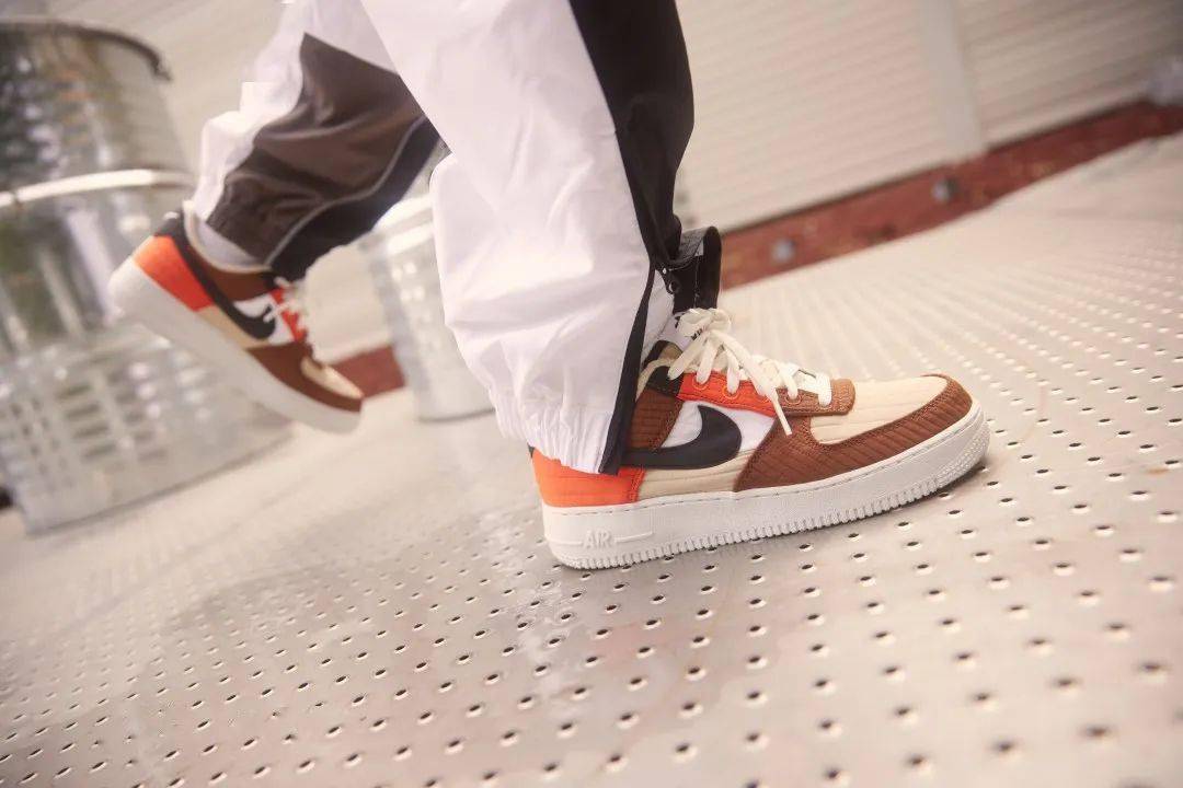 For Her | 她们<strong></p>
<p>numeraire</strong>,正在延续着关于 AIR 的故事