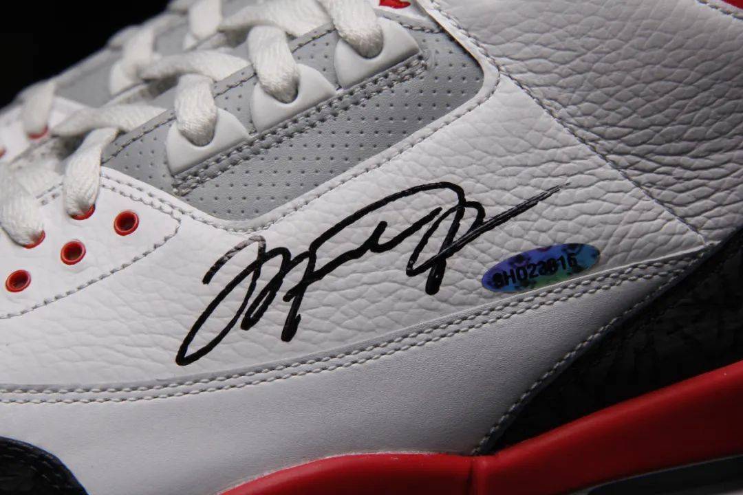 [ 发售 ] Air Jordan 3 Retro Fire Red