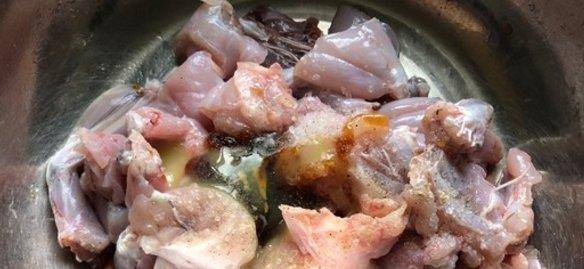 牛蛙煲怎么做如何做好吃