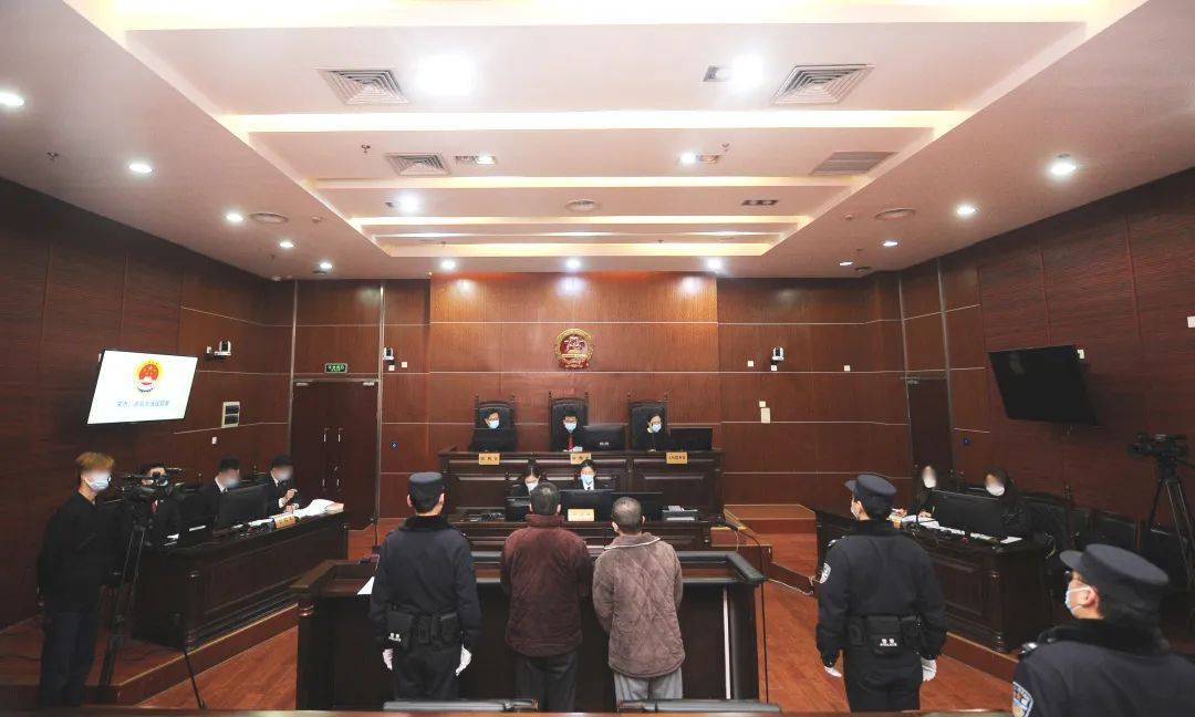 全国首例期货居间人非法经营期货交易咨询业务刑案宣判<strong></p>
<p>非法期货</strong>,两人获刑