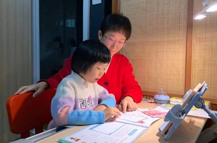 寒假收的“红包”该怎么用<strong></p>
<p>如何学会理财</strong>?杨浦这所学校引导孩子学会“理财”