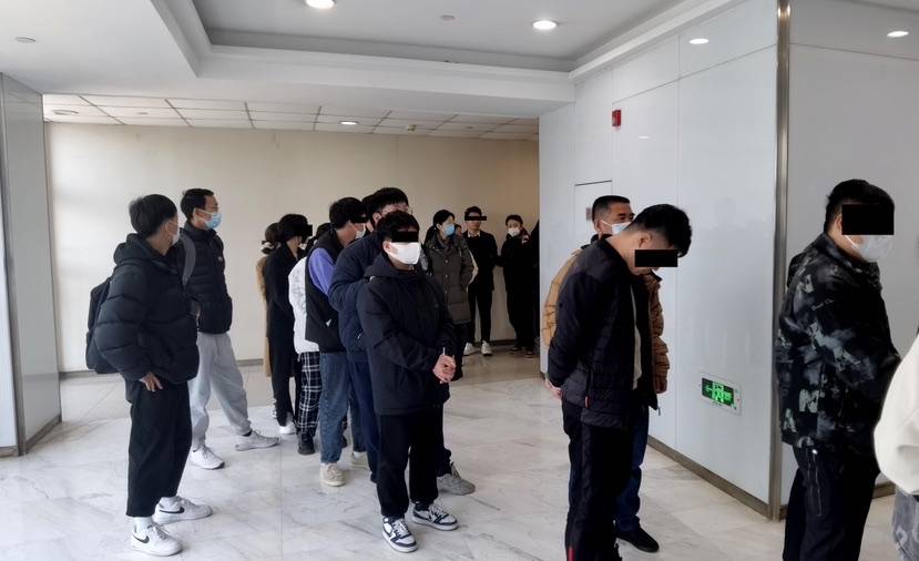 七旬老人两年花49万买廉价工艺品 警方调查牵出千万元大案