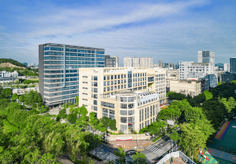 让“数据多跑路、群众少跑腿” 吉华街道加快打造一体化服务平台