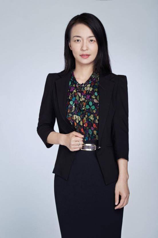 泰康人寿深圳分公司胡亭玉:树行业标杆<strong></p>
<p>理财新人</strong>,做保险精英