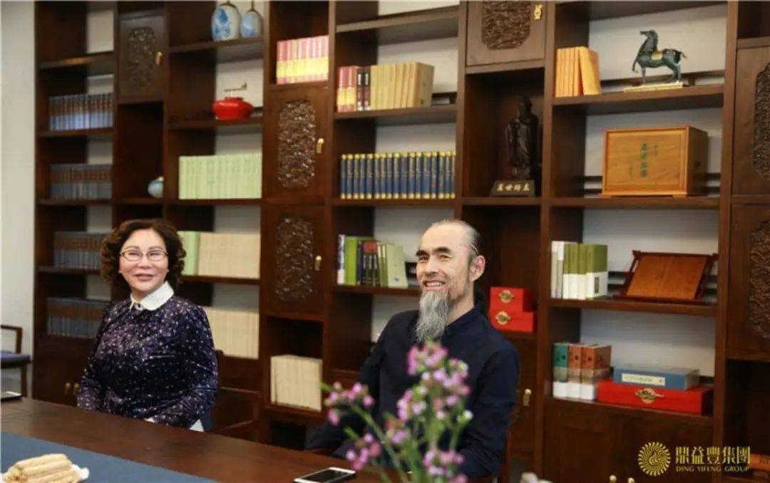 深圳金融局定性非法理财<strong></p>
<p>定期存款与理财</strong>,香港证监会定性大庄股,股市版“蜂麻燕雀”:“道士”隋广义,与杀猪盘鼎益丰