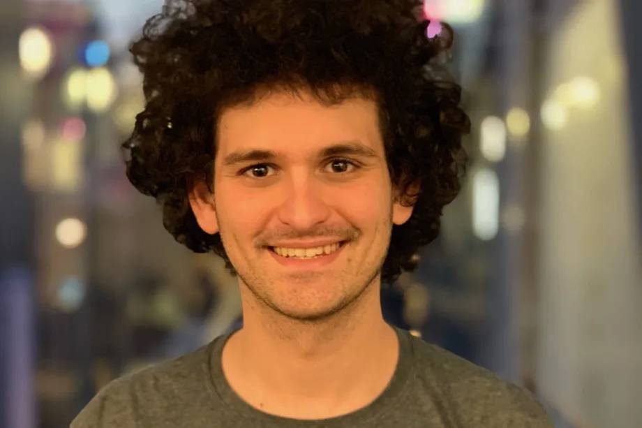 从「币圈马斯克」到阶下囚<strong></p>
<p>币圈白皮书</strong>，他如何骗了全世界