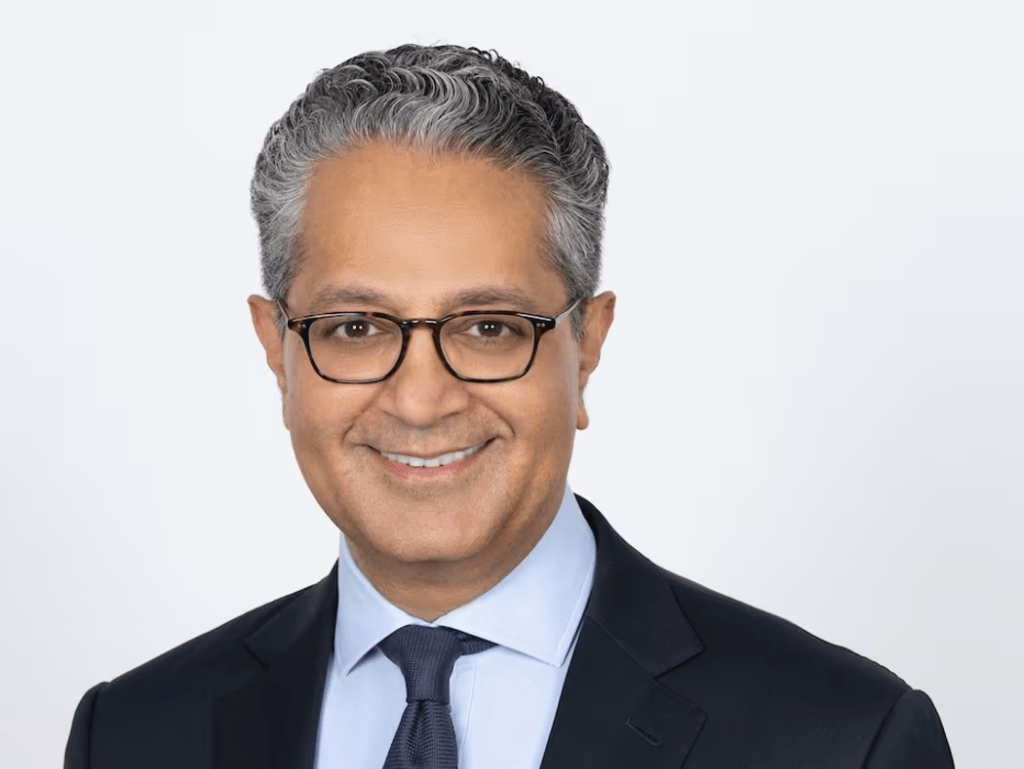 改弦易辙？先锋“下任CEO”选了贝莱德前高管<strong></p>
<p>币圈白皮书</strong>，币圈嗨了！