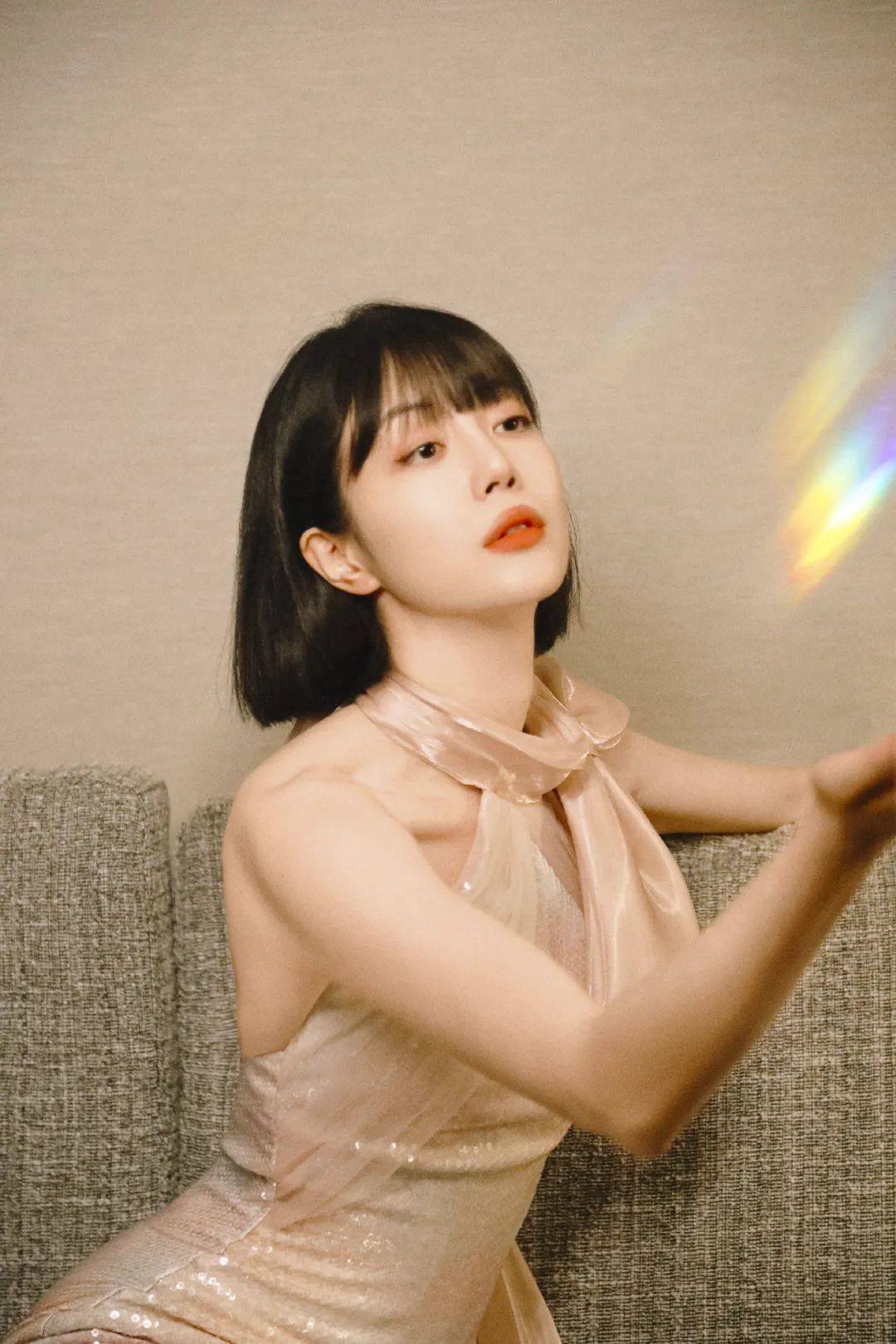 人气小花卖惨残疾<strong></p>
<p>币圈问答</strong>?赵丽颖投靠冯小刚?孙怡带娃度假?李溪芮退圈了?姨太问答