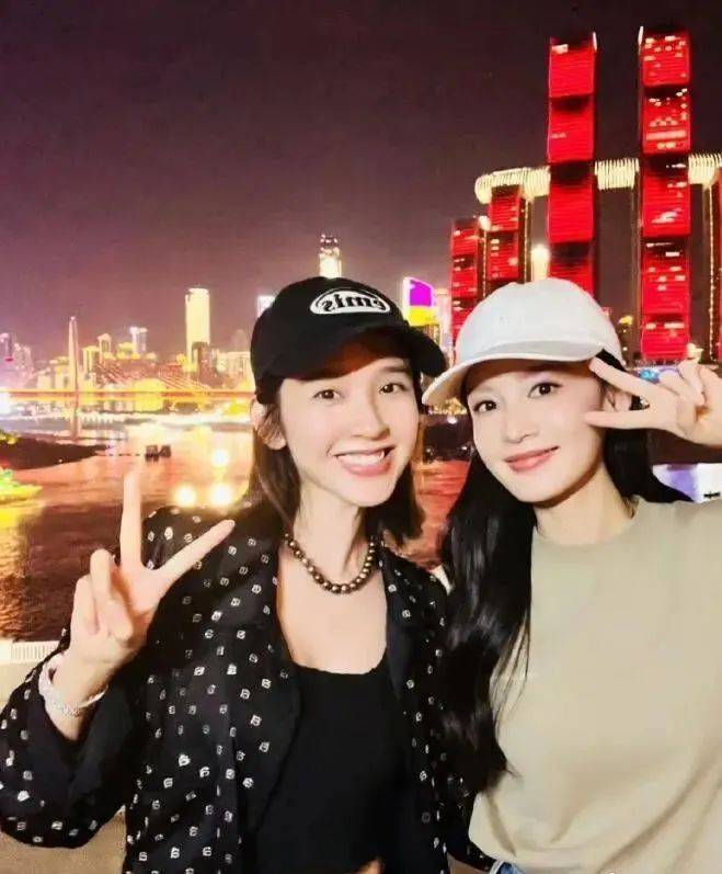 L演员睡闺蜜老公<strong></p>
<p>币圈问答</strong>？李现另类出圈？唐艺昕带娃探班？孙丞潇扮丑求戏？姨太问答