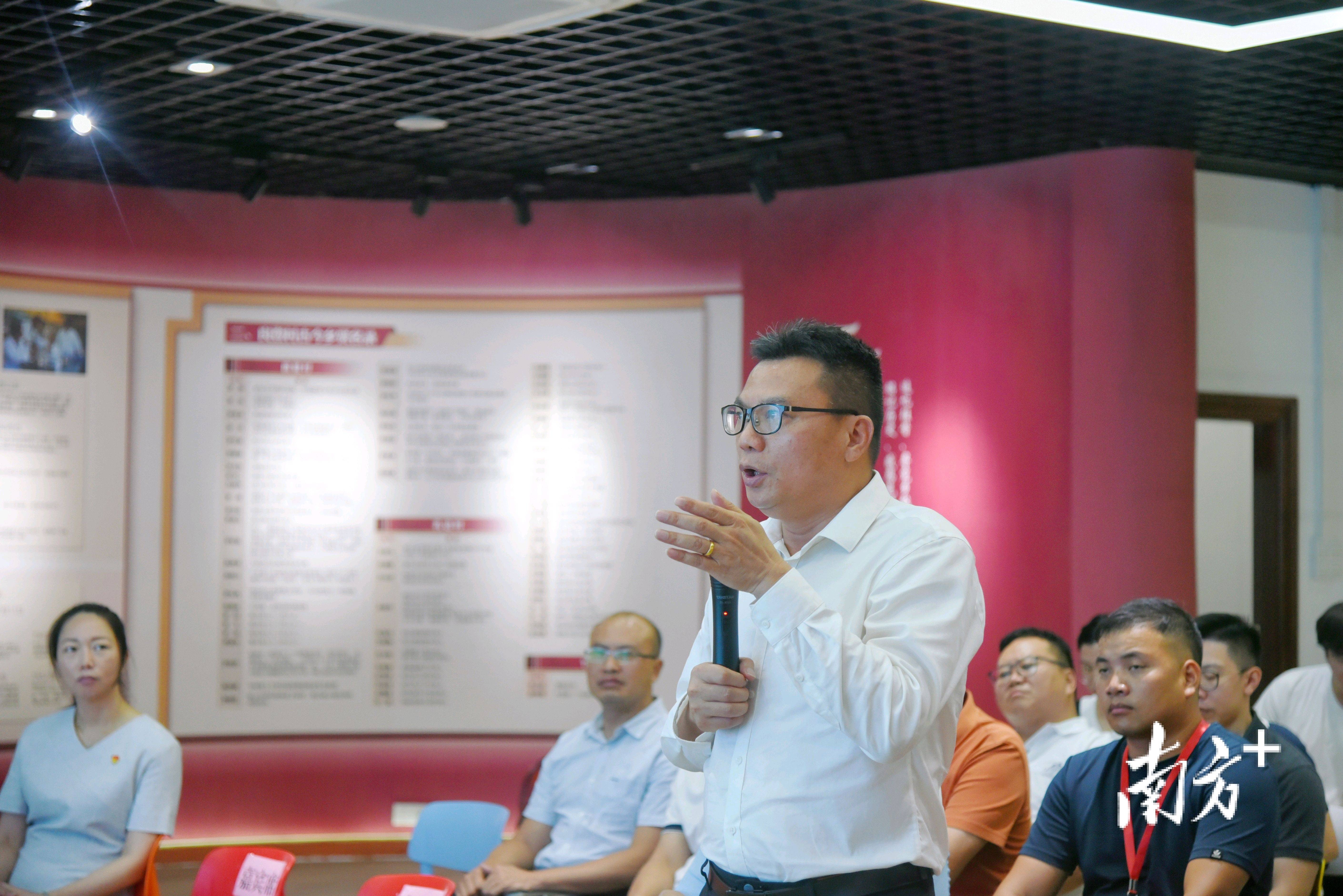 “破圈”汇聚共治力量<strong></p>
<p>币圈论坛</strong>,丹灶举办首期“开讲有益”论坛