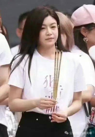 三代古装男神<strong></p>
<p>代炒币</strong>,都喜欢谈恋爱炒CP?