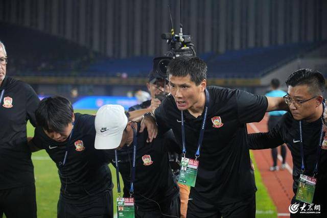 中超争冠保级最后一轮分结果<strong></p>
<p>模拟炒币大赛</strong>!青岛西海岸已提前保级成功 海牛需全取三分掌握主动权