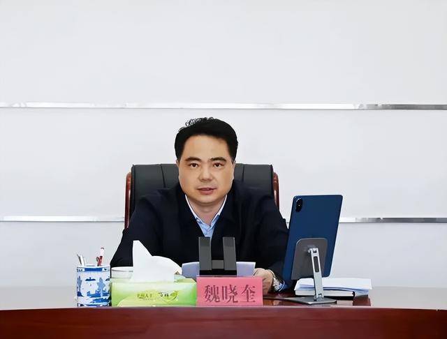 卸任市委书记3天后<strong></p>
<p>搜币</strong>，55岁的他任省政府党组成员！