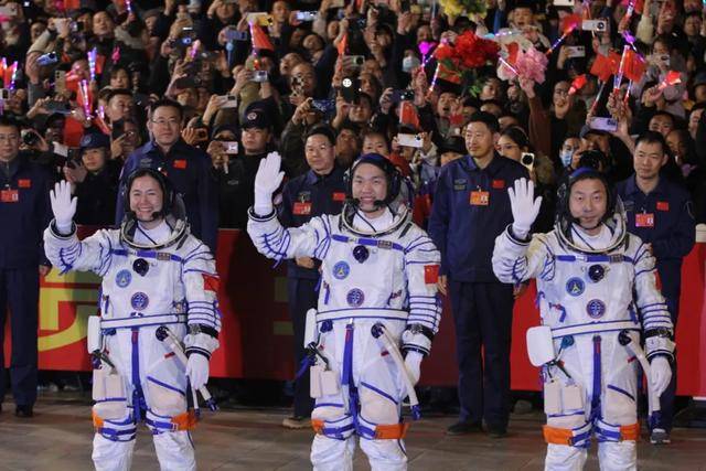 宇宙曹县不是个梗！一觉醒来<strong></p>
<p>搜币</strong>，曹县90后农村娃上太空啦！