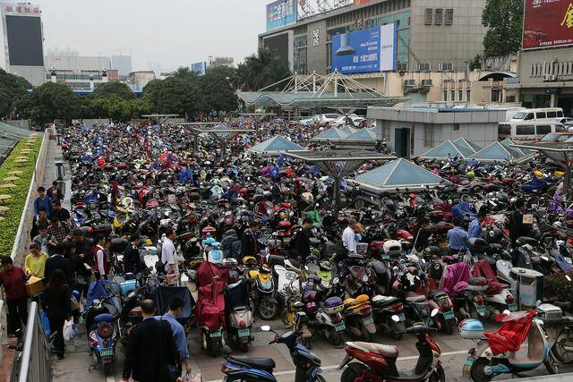 潮声丨新国标<strong></p>
<p>币圈媒体价格表</strong>,管得住狂奔的“小电驴”吗?