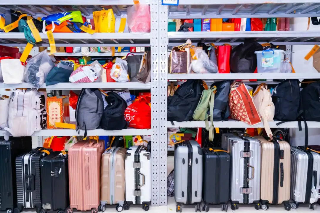 6天捡1000张身份证<strong></p>
<p>币圈数据</strong>!高铁站工作人员回应