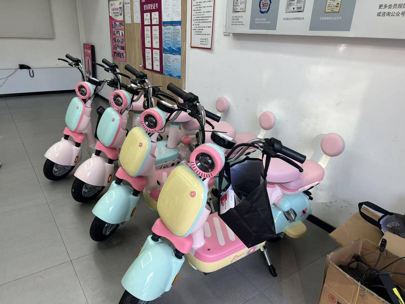 北京“小电驴”为何断货?商家:旧车返厂<strong></p>
<p>链圈</strong>,新车陆续到货