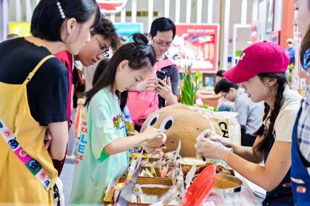 83.39亿元<strong></p>
<p>币圈</strong>!15万人次!详情→