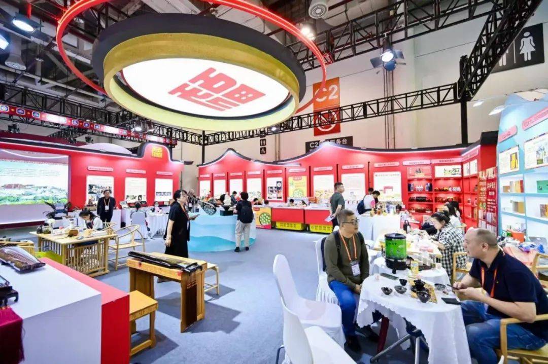 83.39亿元<strong></p>
<p>币圈</strong>!15万人次!详情→