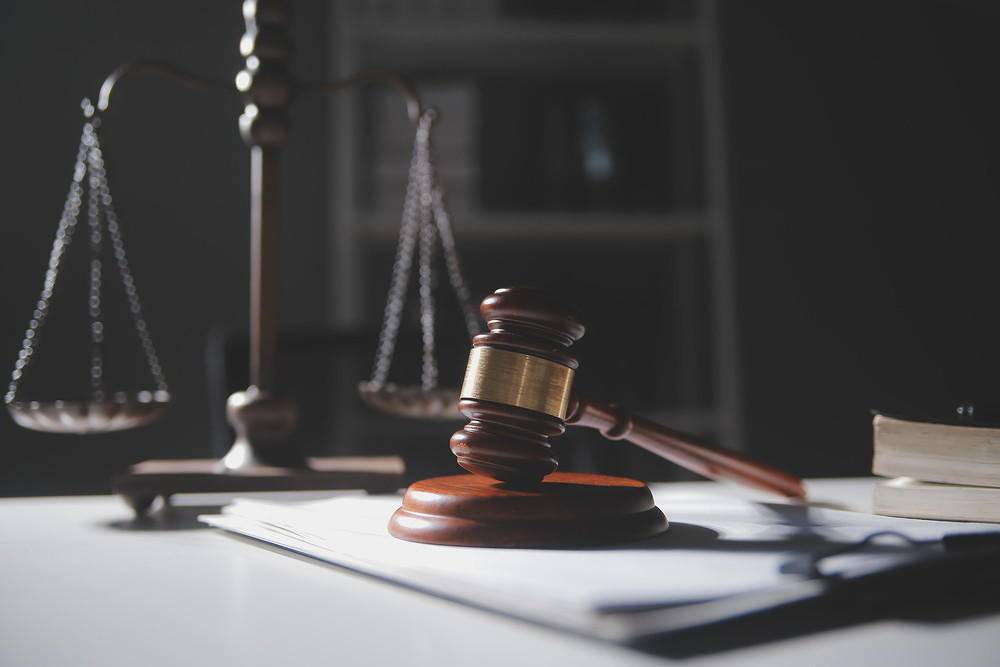 厦门一五金厂老板“卖零件”给外籍客户<strong></p>
<p>残破币兑换</strong>，被控非法制售枪支 有客户曾称是电池盒