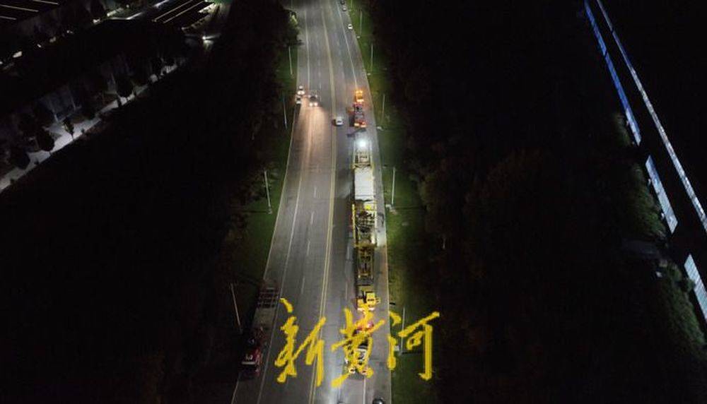 重达351吨<strong></p>
<p>万维币</strong>!济南多部门联动护送巨无霸变压器到泰安“服役”