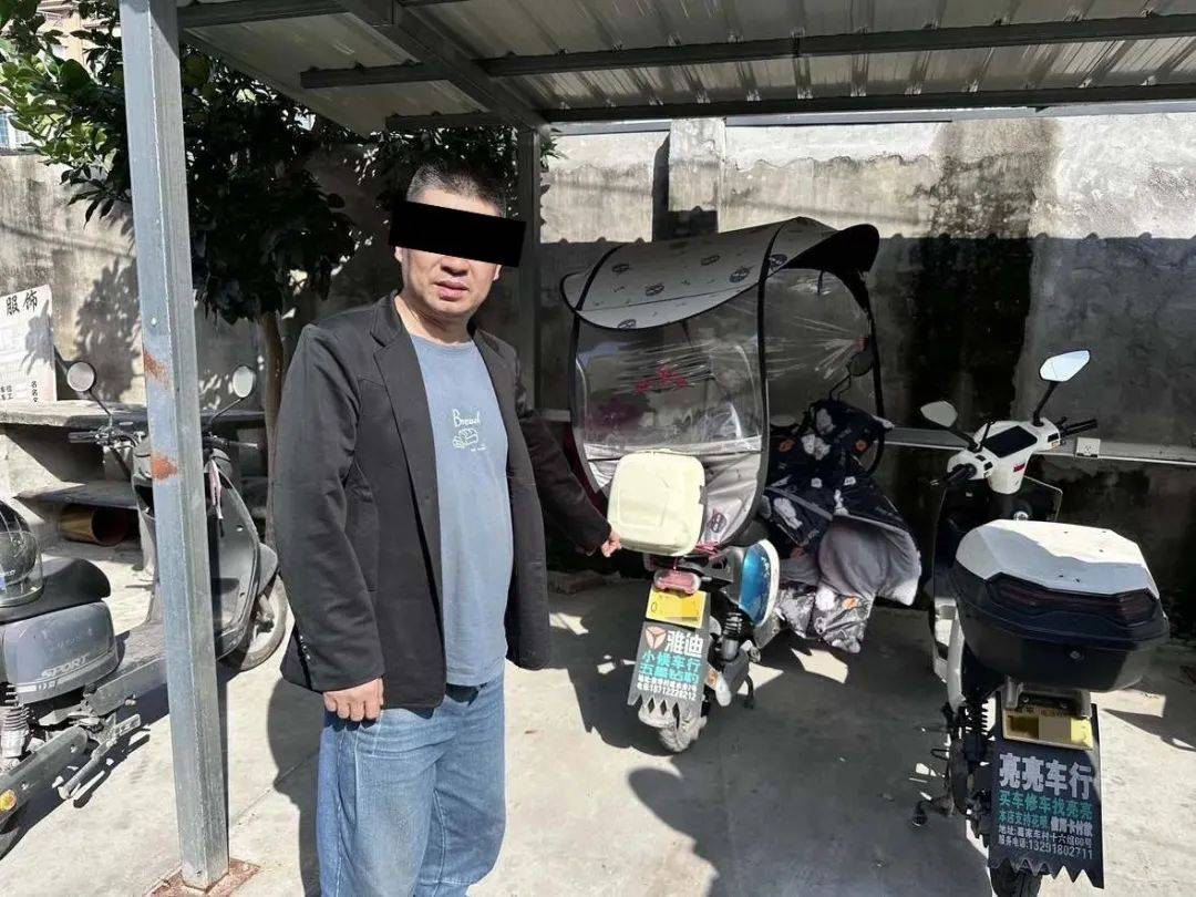 “我车被偷了<strong></p>
<p>币圈路漫漫</strong>,车上有块毒猪肉!”男子深夜报警,结局大反转