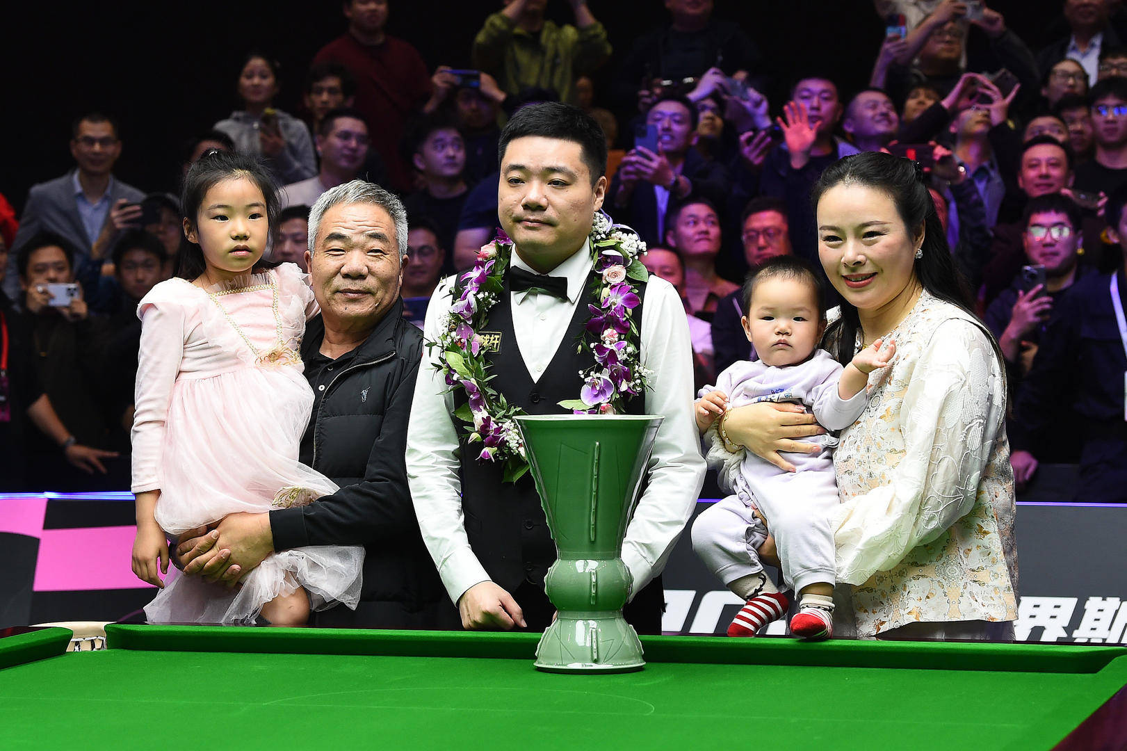 终结5年冠军荒<strong></p>
<p>币圈路漫漫</strong>,37岁的丁俊晖感叹:球迷和我都辛苦,还好我们都挺过来了