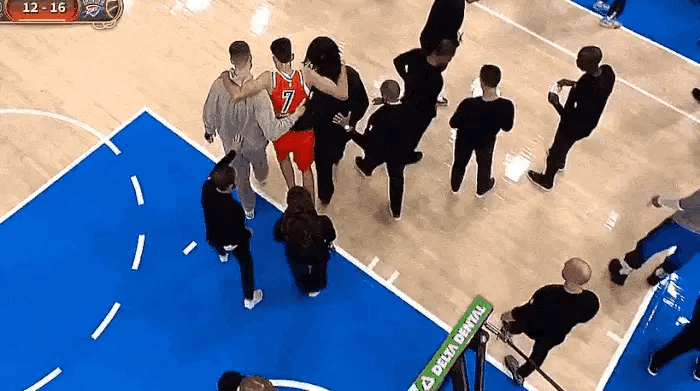 雷霆官宣切特·霍姆格伦右髂骨翼骨折<strong></p>
<p>币圈路漫漫</strong>,将缺席8-10周