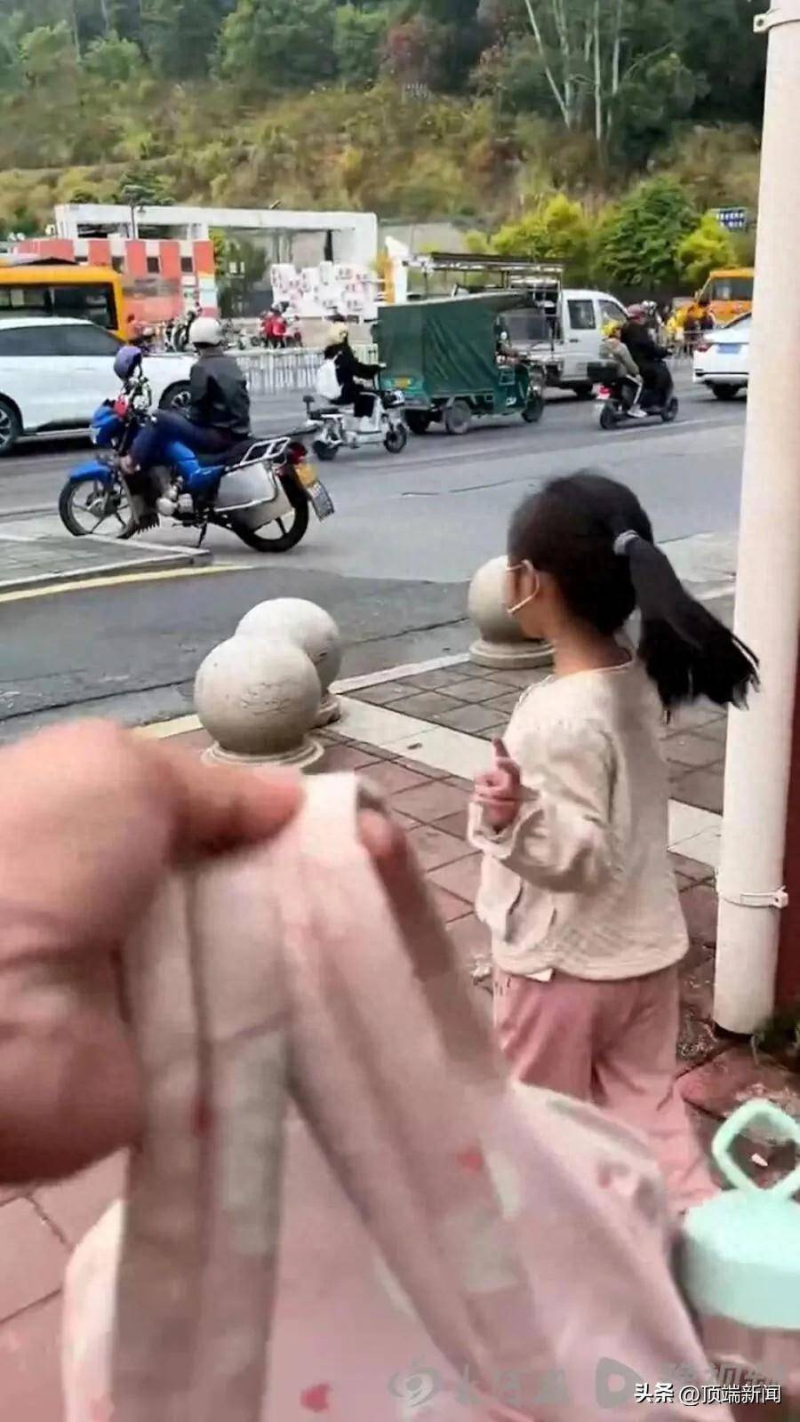 被泼开水女童返校书包现恐吓信：“再发视频<strong></p>
<p>币圈电报群</strong>，要你全家不好过”