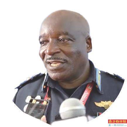 “我还没见过这么大的飞机<strong></p>
<p>币圈电报群</strong>，太喜欢了”