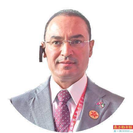 “我还没见过这么大的飞机<strong></p>
<p>币圈电报群</strong>，太喜欢了”