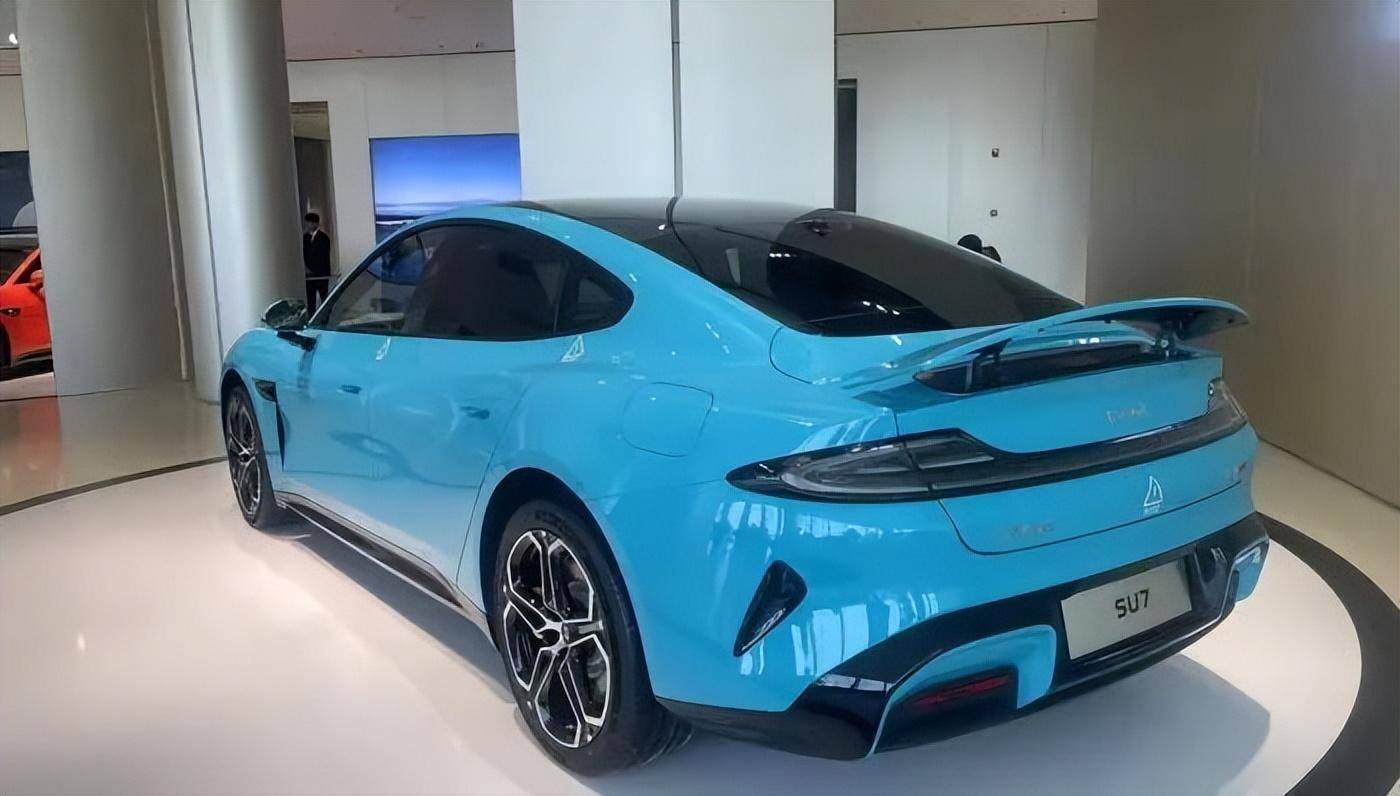 雷军称小米SU7已生产10万台<strong></p>
<p>币圈电报群</strong>,晒躺在车间地板睡觉照片,回应“到工厂拧螺丝”:我常去