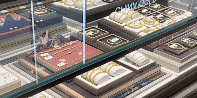 重回“6”字头<strong></p>
<p>今日币圈</strong>！济南多家门店价格一夜下跌！