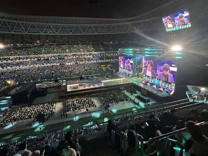 现场超3万人<strong></p>
<p>打制币</strong>！昨晚北京朝阳这里有场顶级电竞赛