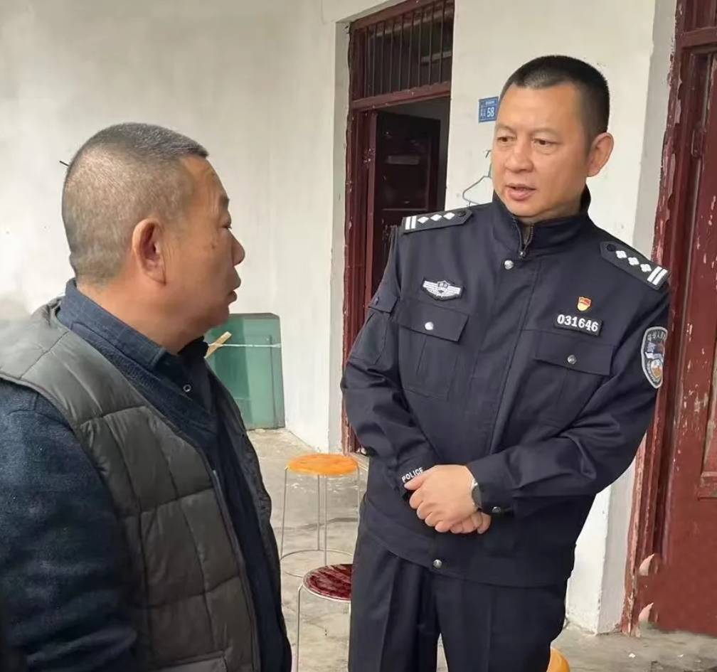 四川三台一女子8岁时被舅舅拐卖<strong></p>
<p>打制币</strong>,44年后与亲人团聚