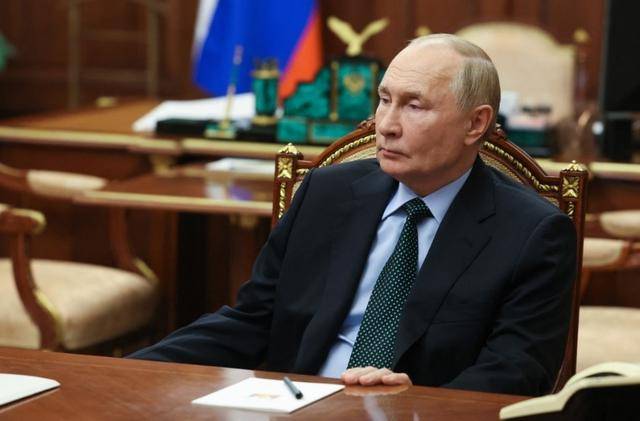 普京刚批准核学说<strong></p>
<p>币橙测评</strong>,本土就遭美制导弹袭击,战术核武器已在弦上?