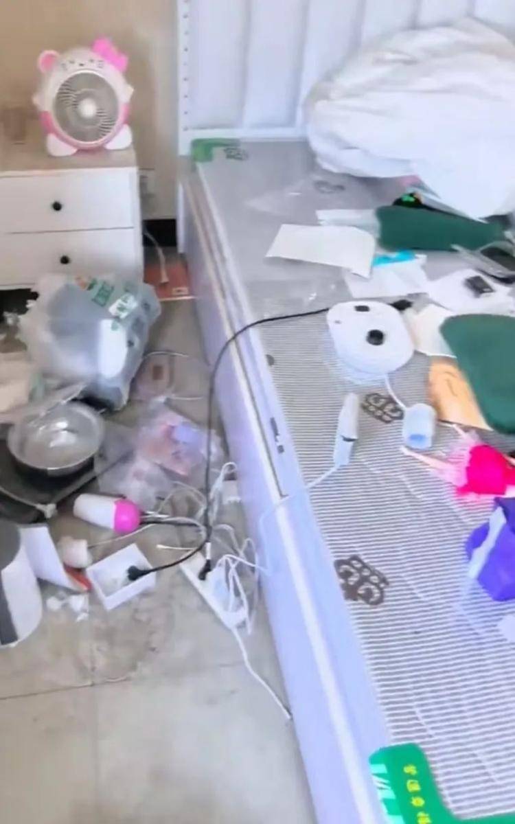 山西90后女护士将房间住包浆后失联<strong></p>
<p>币圈九四</strong>,“马桶用火碱都洗不干净”,律师解读