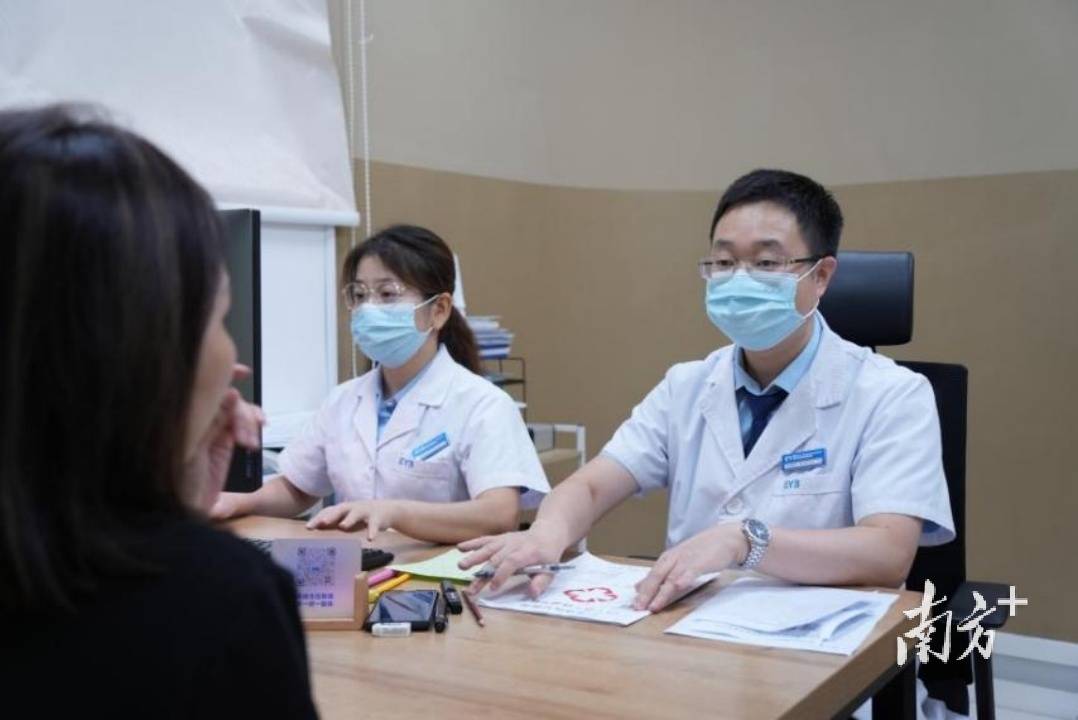 错用1%高浓度阿托品<strong></p>
<p>职业炒币</strong>,12岁东莞女孩变“老花眼”