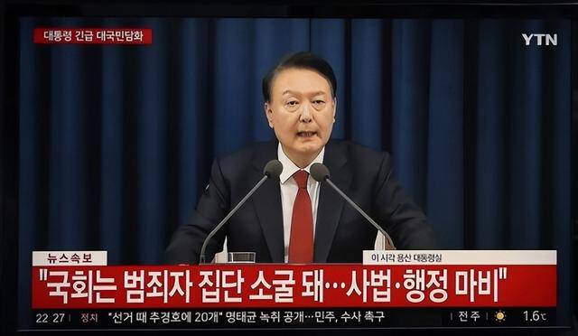 执政党捏着鼻子要“保尹”<strong></p>
<p>号码币</strong>,尹锡悦的总统宝座,将由8个人决定