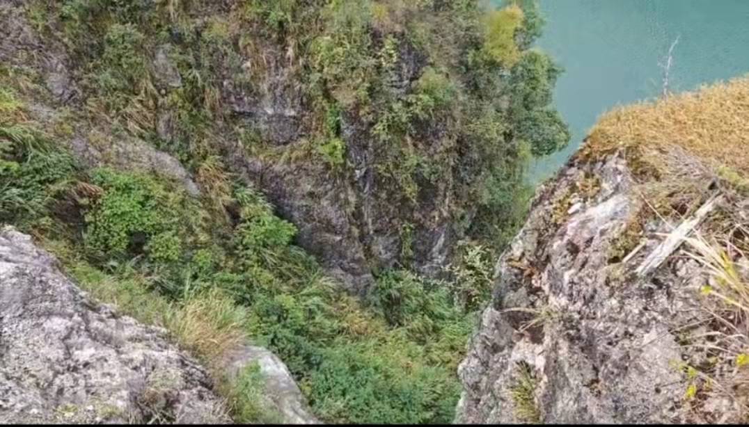 奇迹!湘西6岁男孩滑下40米高悬崖<strong></p>
<p>币赛</strong>,找到时还能说话!救援人员分析生还原因