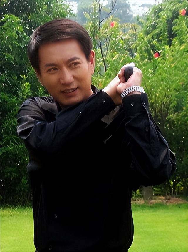 “坏人专业户”姚刚:一生无妻无子<strong></p>
<p>币虎交易</strong>,如今53岁在千万豪宅一个人住