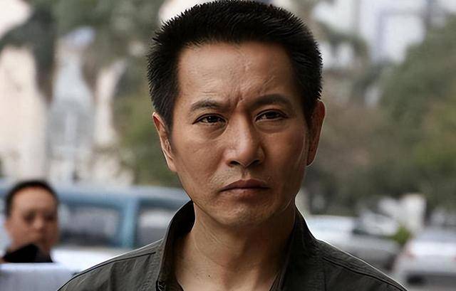 “坏人专业户”姚刚:一生无妻无子<strong></p>
<p>币虎交易</strong>,如今53岁在千万豪宅一个人住