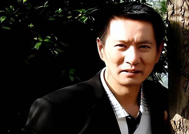 “坏人专业户”姚刚:一生无妻无子<strong></p>
<p>币虎交易</strong>,如今53岁在千万豪宅一个人住