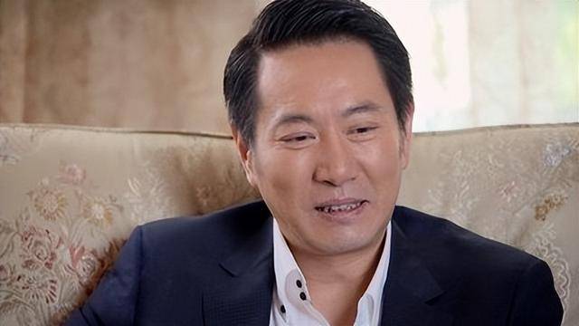 “坏人专业户”姚刚:一生无妻无子<strong></p>
<p>币虎交易</strong>,如今53岁在千万豪宅一个人住