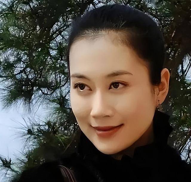 “坏人专业户”姚刚:一生无妻无子<strong></p>
<p>币虎交易</strong>,如今53岁在千万豪宅一个人住